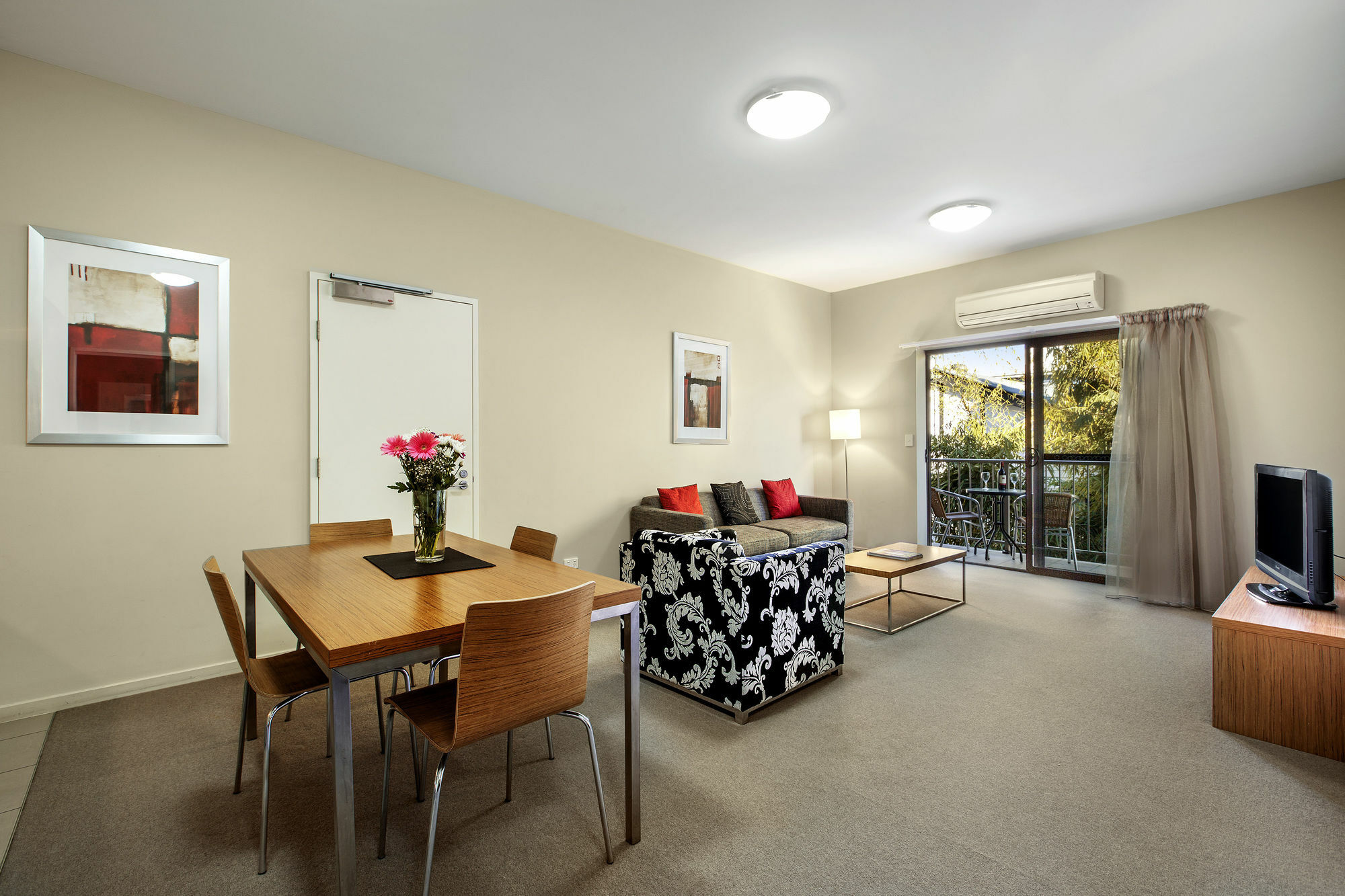 Gladstone Downtown Central Apartment Hotel Official Dış mekan fotoğraf